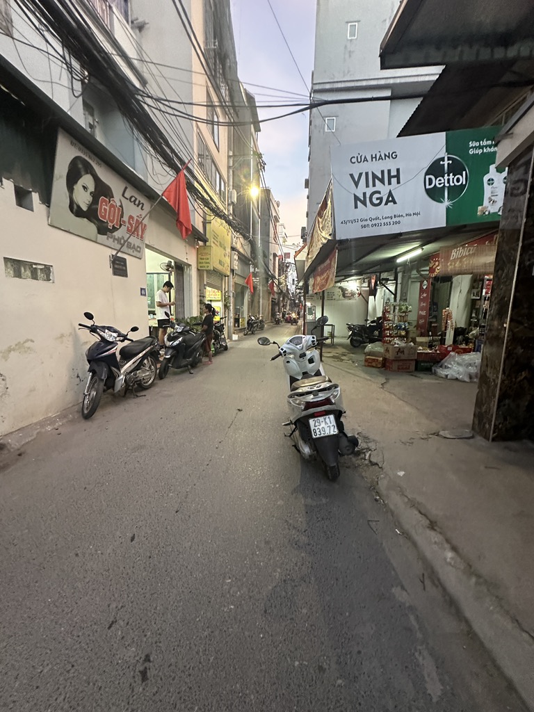 Bán nhà C4 phố Gia Quất. 32m x 3m6 lô góc, oto giá 5 tỷ 2 còn tl. LH 0936123469 - Ảnh chính