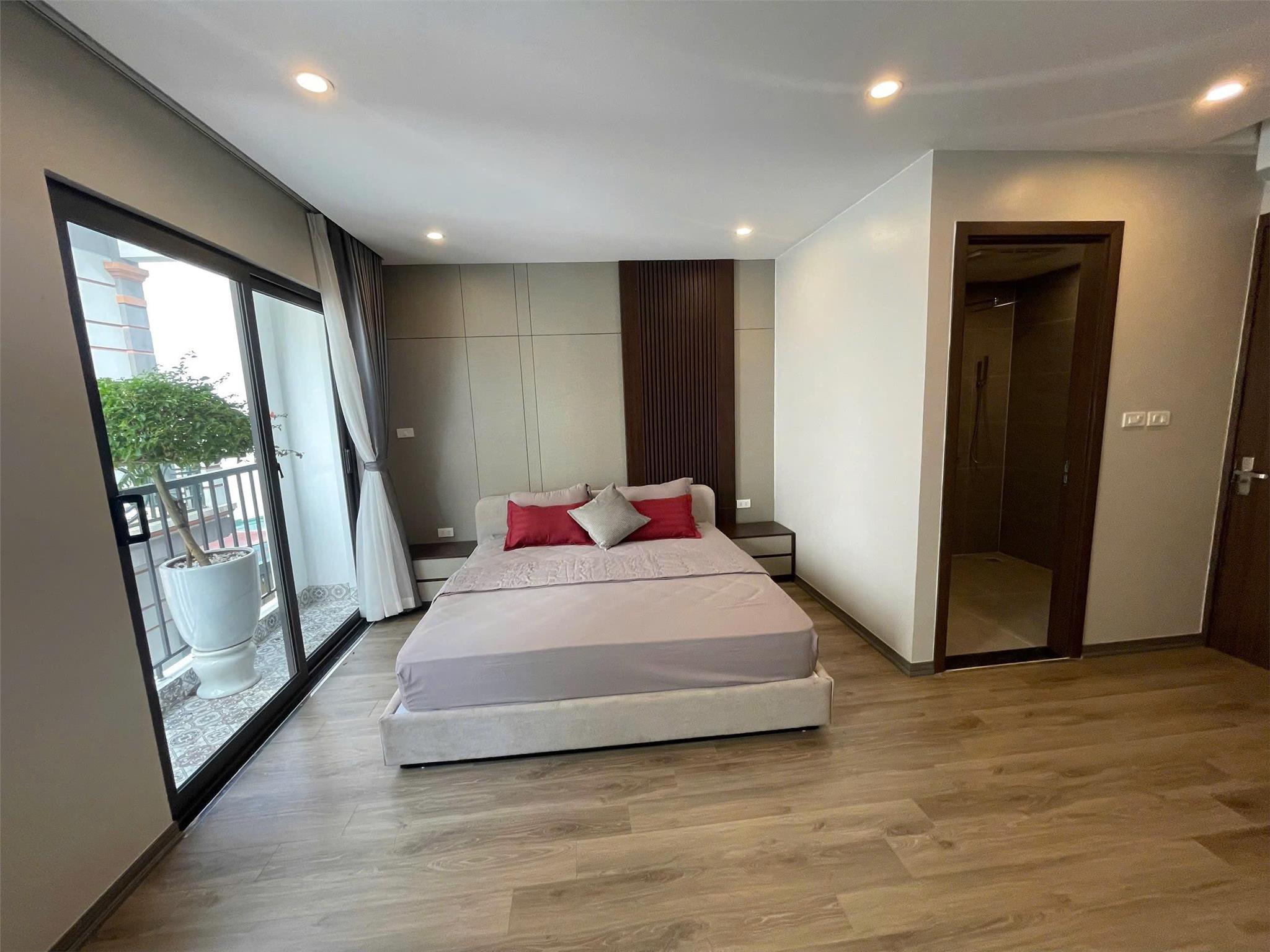 BÁN NHÀ DÂN XÂY PHÚC ĐỒNG-BIÊN 45m,8 tầng,thang máy,gara,ngõ thông,sát mặt phố,nhỉnh 14 tỷ - Ảnh 3