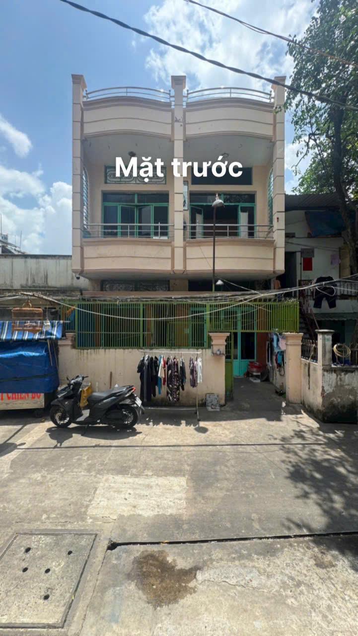 @ NHÀ NGANG LỚN 6M + 2 MẶT TIỀN HẺM TRƯỚC SAU HIẾM CÓ Ở Lạc Lạc Long Quân P3 Q11 - Ảnh 1