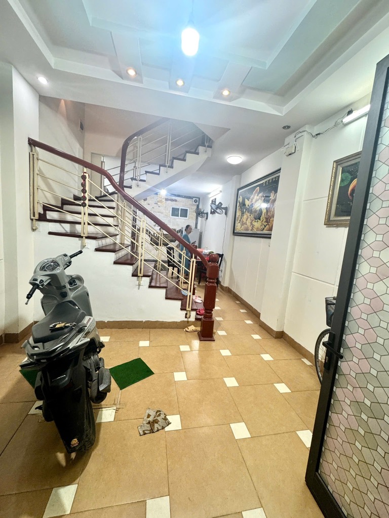 Bán nhà phố Đào Tấn 40m2, 5 tầng, mặt tiền 4m nhà xây đẹp 8.3 tỷ hiếm quận Ba Đình - Ảnh 1