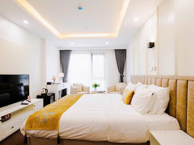 Bán khách sạn mặt phố Cầu Gỗ, 105m2, 9 tầng thang máy, mặt tiền 4.5m, 109 tỷ, kinh doanh đỉnh - Ảnh chính