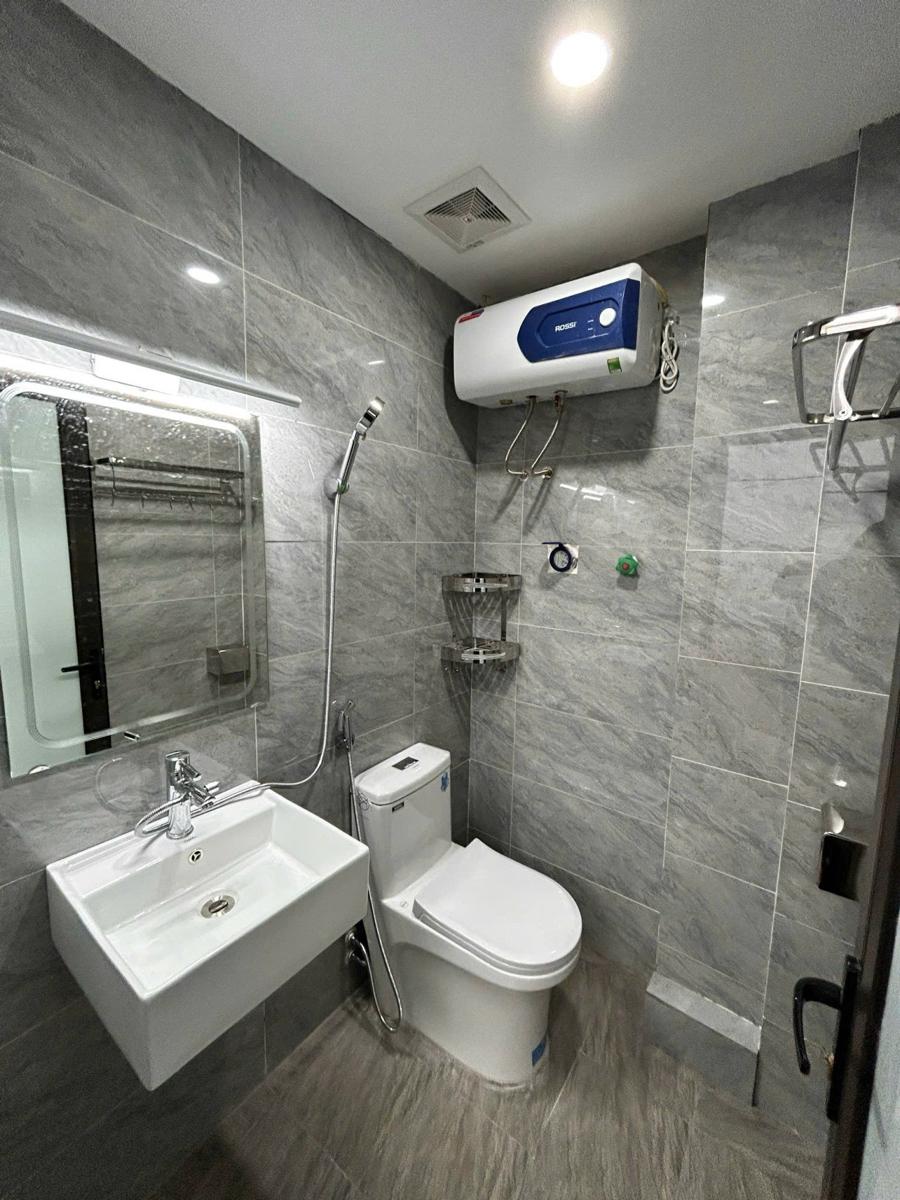 BÁN NHÀ NGUYỄN NGỌC VŨ, CẦU GIẤY, ÔTÔ TRÁNH, NGÕ THÔNG, 55M2, 7 TẦNG THANG MÁY, MẶT TIỀN 5M, 18.5 TỶ - Ảnh 1