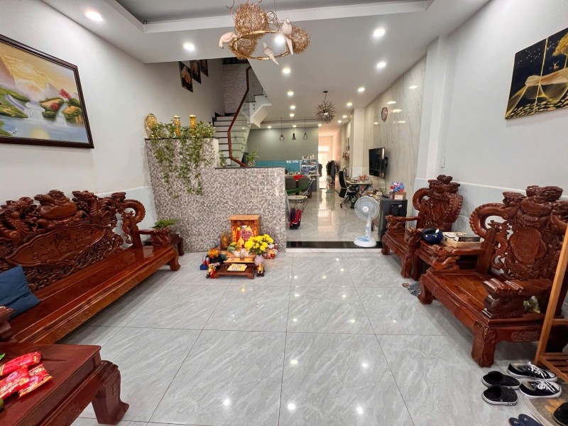 Bán nhà mặt phố Hiệp Bình Phước, Thủ Đức, 133m², 10.35  tỷ, 4PN, 4WC - Ảnh chính
