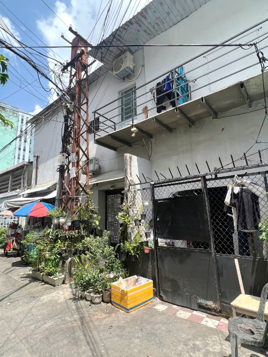Bán dãy nhà trọ 8 phòng sát mặt tiền đường Nguyễn Biểu P1Q5. Giá: 14.8 tỷ - Ảnh chính