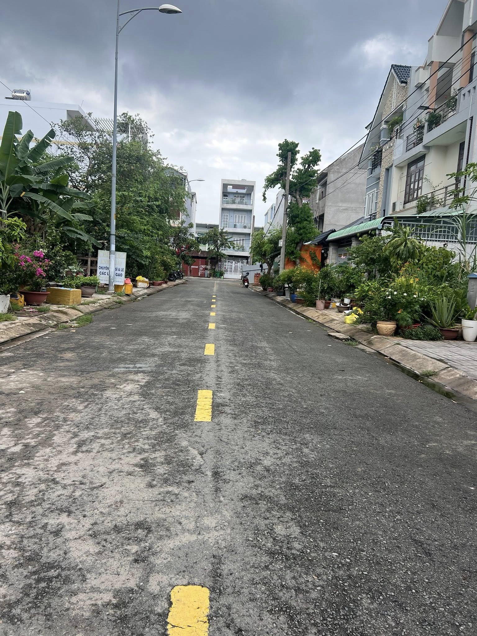 BÁN ĐẤT NỀN KHU BIỆT THỰ ĐẢO KIM CƯƠNG QUẬN 2 - NGANG 8 DÀI 18- SỔ VUÔNG KO TỲ VẾT- 14TỶ thương - Ảnh 1