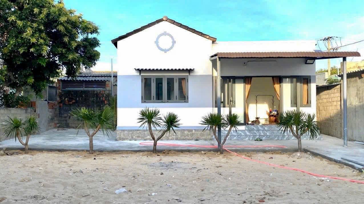 💥 CƠ HỘI ĐẦU TƯ VEN BIỂN – NHÀ THỔ CƯ CHỈ 1 TỶ 3 – VIEW BIỂN CHỈ 200M! - Ảnh chính