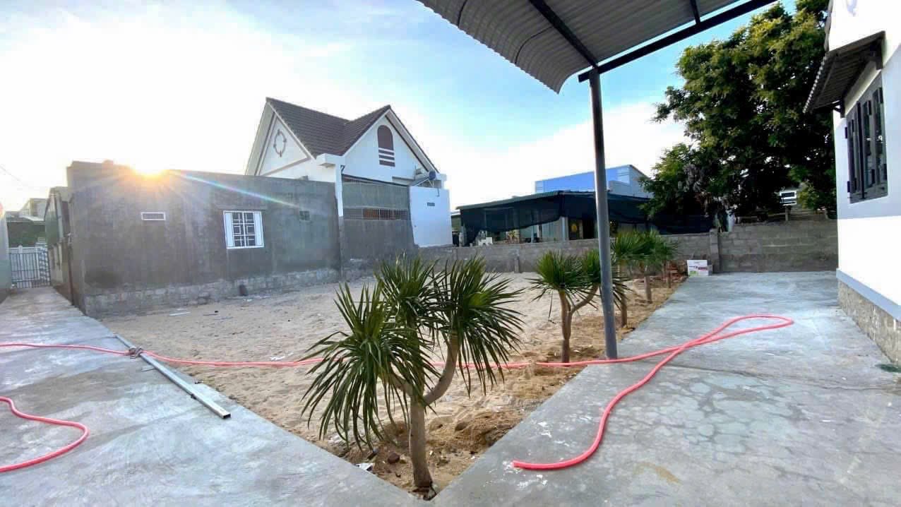 💥 CƠ HỘI ĐẦU TƯ VEN BIỂN – NHÀ THỔ CƯ CHỈ 1 TỶ 3 – VIEW BIỂN CHỈ 200M! - Ảnh 1