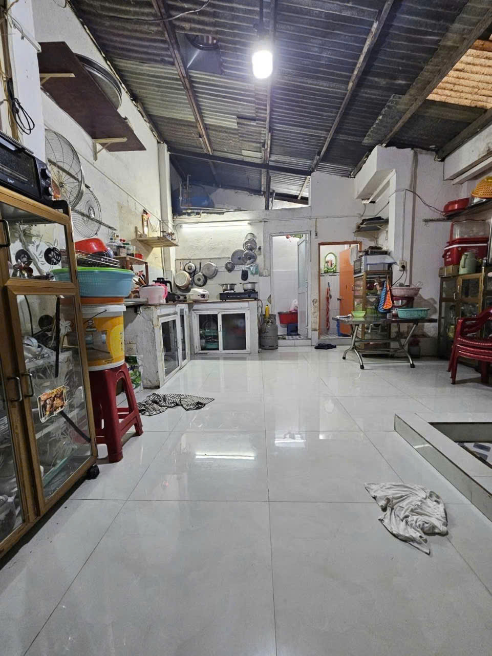Nhà cũ tiện xây mới 62m2 gần đường chính Tạ quang bửu Quận 8 - Ảnh 3