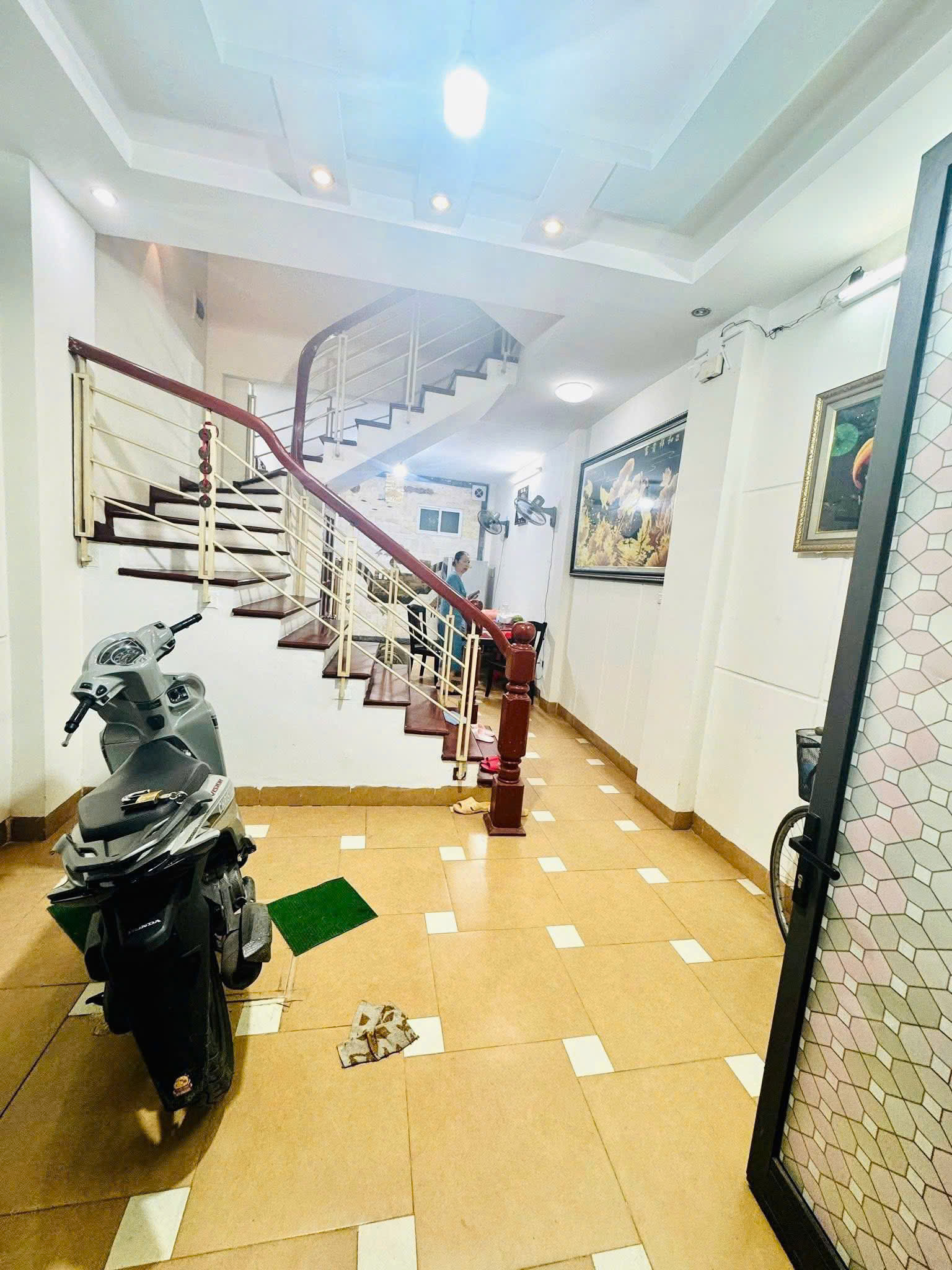 BÁN NHÀ PHAN KẾ BÍNH NGÕ ĐẸP Diện tích 40m2 5 tầng mặt tiền 3.9m Giá 8.5 tỷ - Ảnh 1