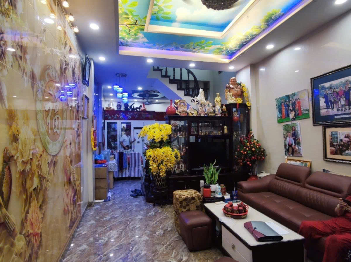 ĐỘI CẤN - NGÕ THÔNG RỘNG - NHÀ ĐẸP Diện Tích 46m2 5 tầng mặt tiền 3.9m Giá 13.9 tỷ - Ảnh 1