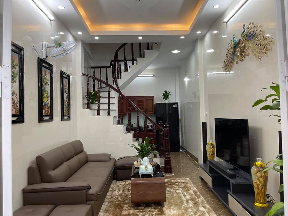 Bán nhà Văn Chương 40m2 mặt tiền rộng, gần phố giá bán 3,6 tỷ nhà đẹp (có thương lượng) - Ảnh chính