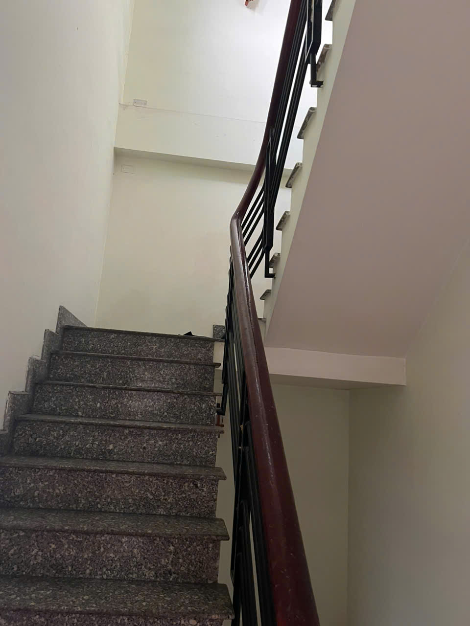 BÁN GẤP NHÀ (6.8x21.5) MẶT TIỀN NGUYỄN THỊ THƠI – Q.12 – TRỆT 2 LẦU BTCT - Ảnh 4