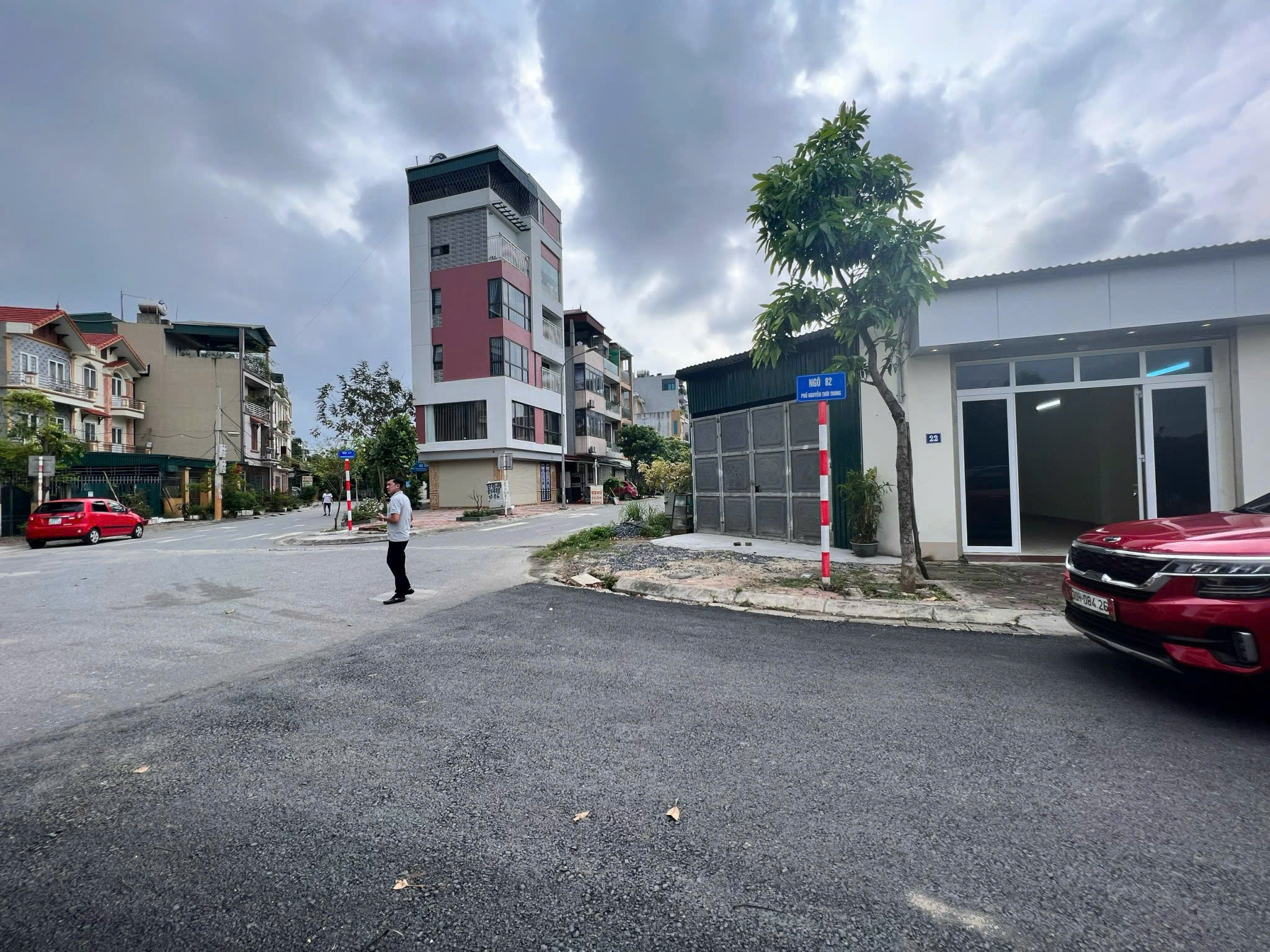HÀNG TUYỂN CHỌN-PHÂN LÔ ĐẤU GIÁ SẴN CÓ THẠCH BÀN- TIỀM NĂNG LỚN- ĐẦU TƯ HAY Ở ĐỀU PHÙ HỢP - Ảnh 1