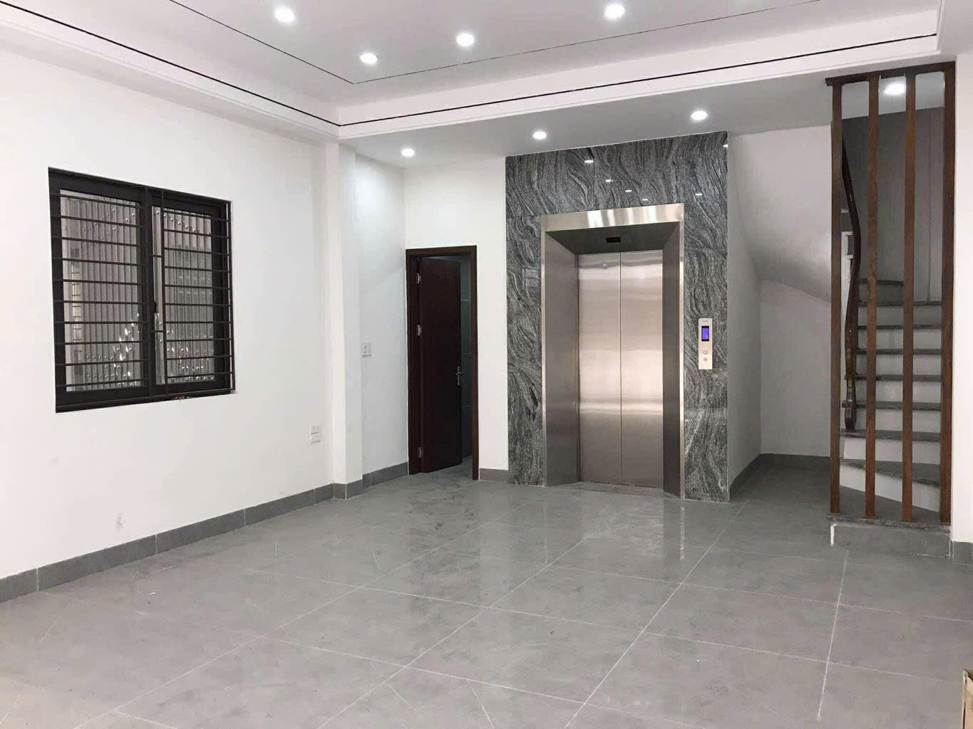 NHÀ MỚI ÁI MỘ 67M, 6T, MT5M, LÔ GÓC, GARA, THANG MÁY, FULL NỘI THẤT, TIỆN ÍCH NGẬP TRÀN. - Ảnh chính