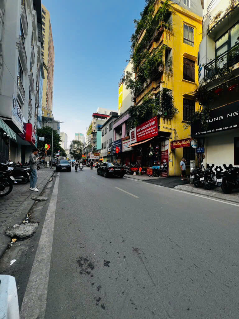 Siêu phẩm mặt phố Vương Thừa Vũ, sôi động kinh doanh, mở lối tiền về - Ảnh chính