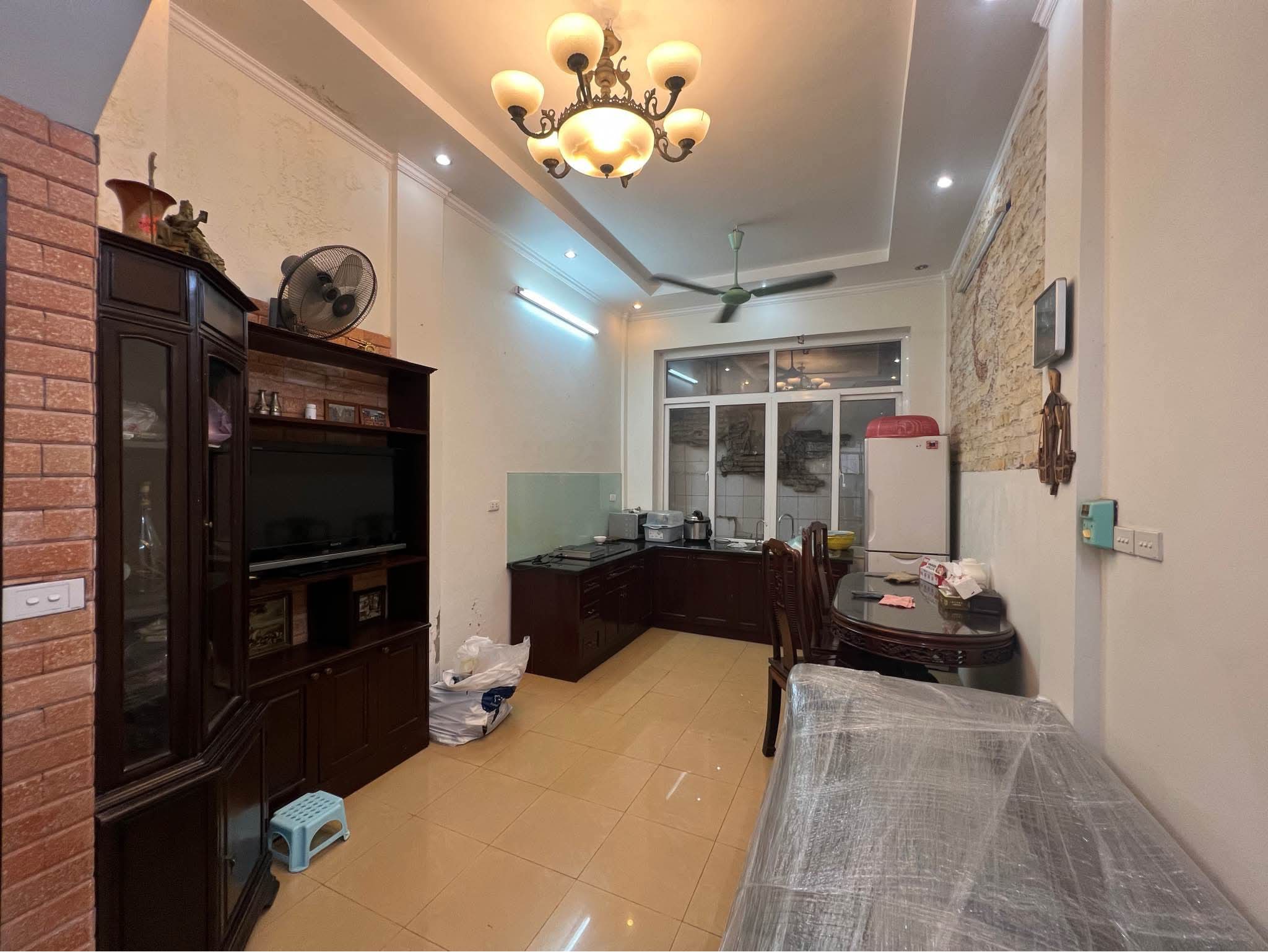 CHO THUÊ NHÀ NGUYÊN CĂN NGÕ Ô TÔ VÀO TẬN NHÀ  HOÀNG CẦU - ĐỐNG ĐA - Ảnh 3