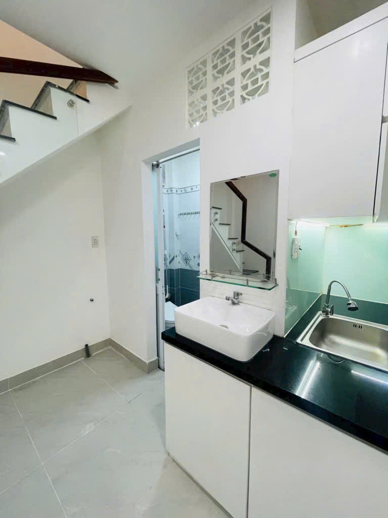 NHÀ MỚI LENG KENG 2 Tầng Trần Xuân Soạn Quận 7 giá 2250 - Ảnh 4