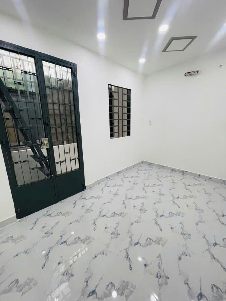 NHÀ MỚI LENG KENG 2 Tầng Trần Xuân Soạn Quận 7 giá 2250 - Ảnh 3