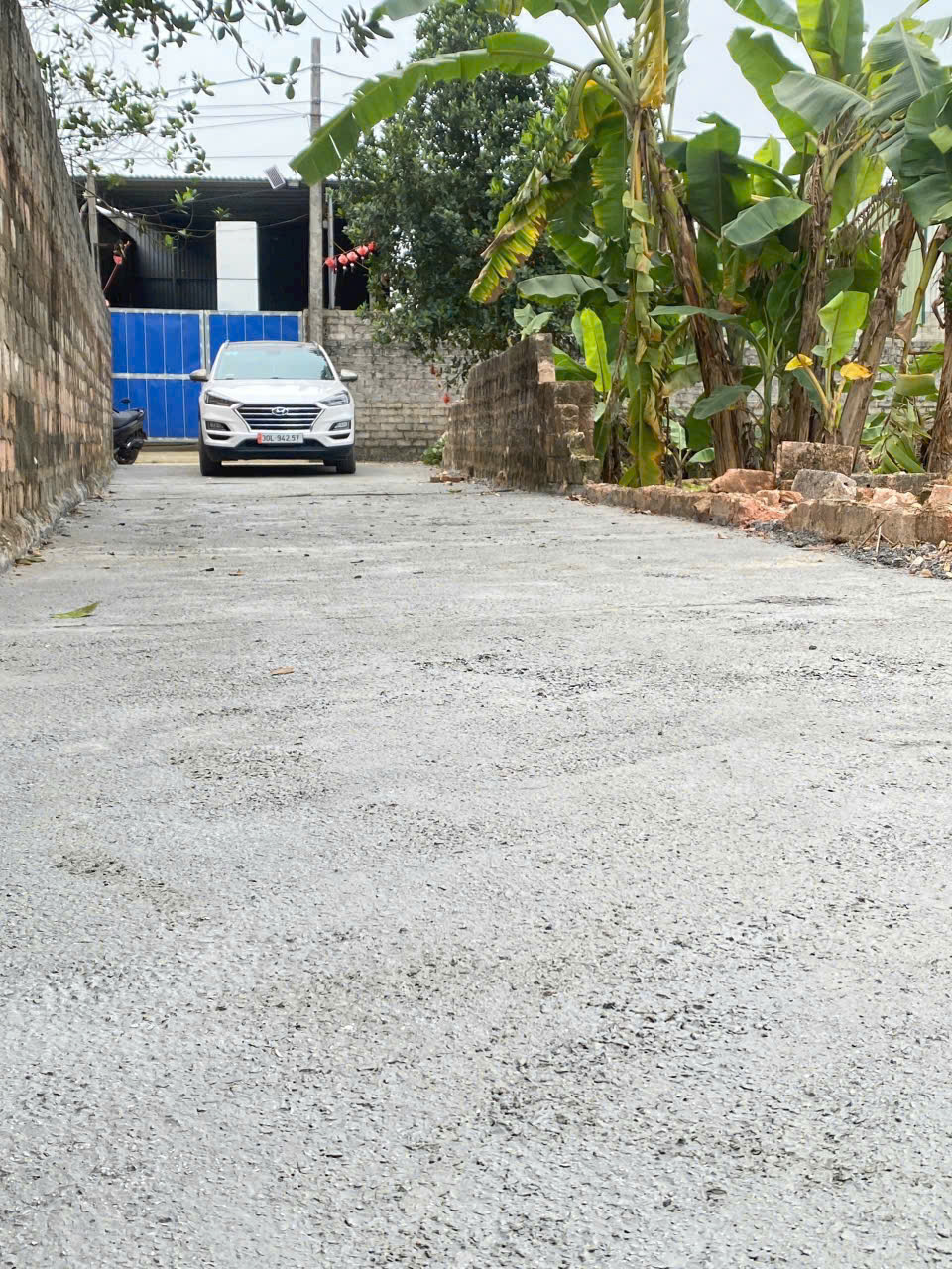 bán đất chinh chủ gửi DT ;100m full thổ cư giá nhỉnh tỷ xíu thôi ạ ô tô vào tận đất - Ảnh chính