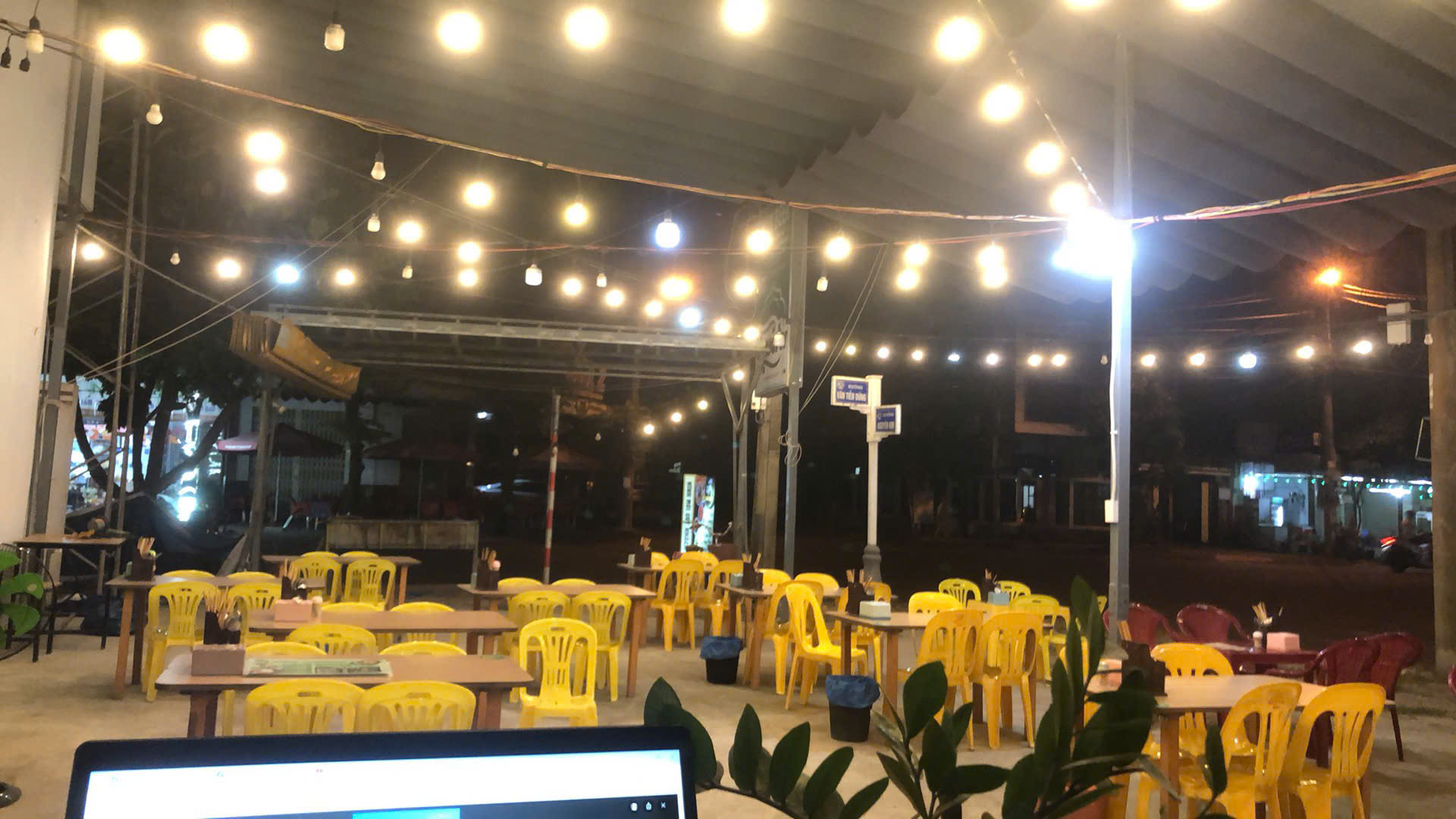 SANG QUÁN NHẬU - DT 160M² (LÔ GÓC) - ĐƯỜNG VĂN TIẾN DŨNG, PHƯỜNG XUÂN HOÀ, QUẬN CẨM LỆ, ĐÀ NẴNG - Ảnh 1