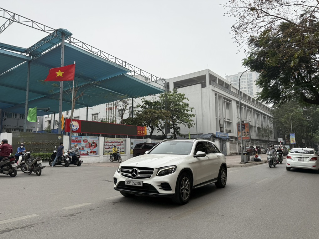 Bán nhà Nguyễn Công Hoan, Ba Đình, phân lô, oto, 42m2, 5 tầng, Mt 5.2m, chỉ 14.8 tỷ - Ảnh chính