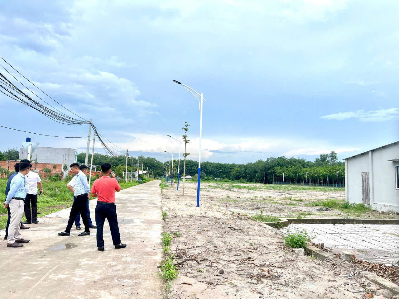 CẦN TIỀN BÁN GẤP LÔ ĐẤT Ở ĐÔ THỊ 200M², GIÁ CHỈ 600 TRIỆU Ở CHƠN THÀNH - Ảnh chính