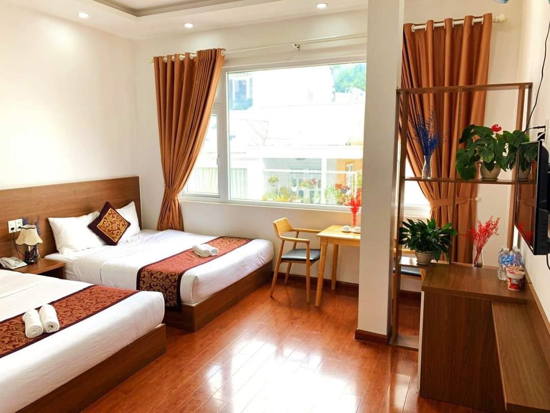 Bán khách sạn mặt phố Đường Thành, 171m2, 10 tầng 1 hầm thang máy, mặt tiền 5.1m, 168 tỷ, KD đỉnh - Ảnh chính