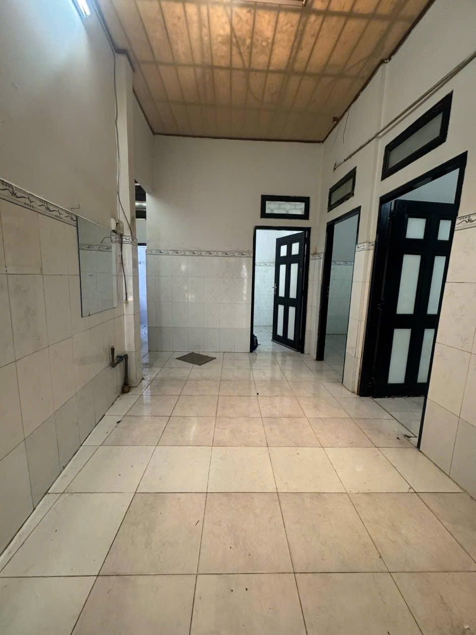Bán nhà cấp 4 gần hẻm xe tải 56m2 Bà Hom Quận 6 giá 3,9 tỉ - Ảnh 1