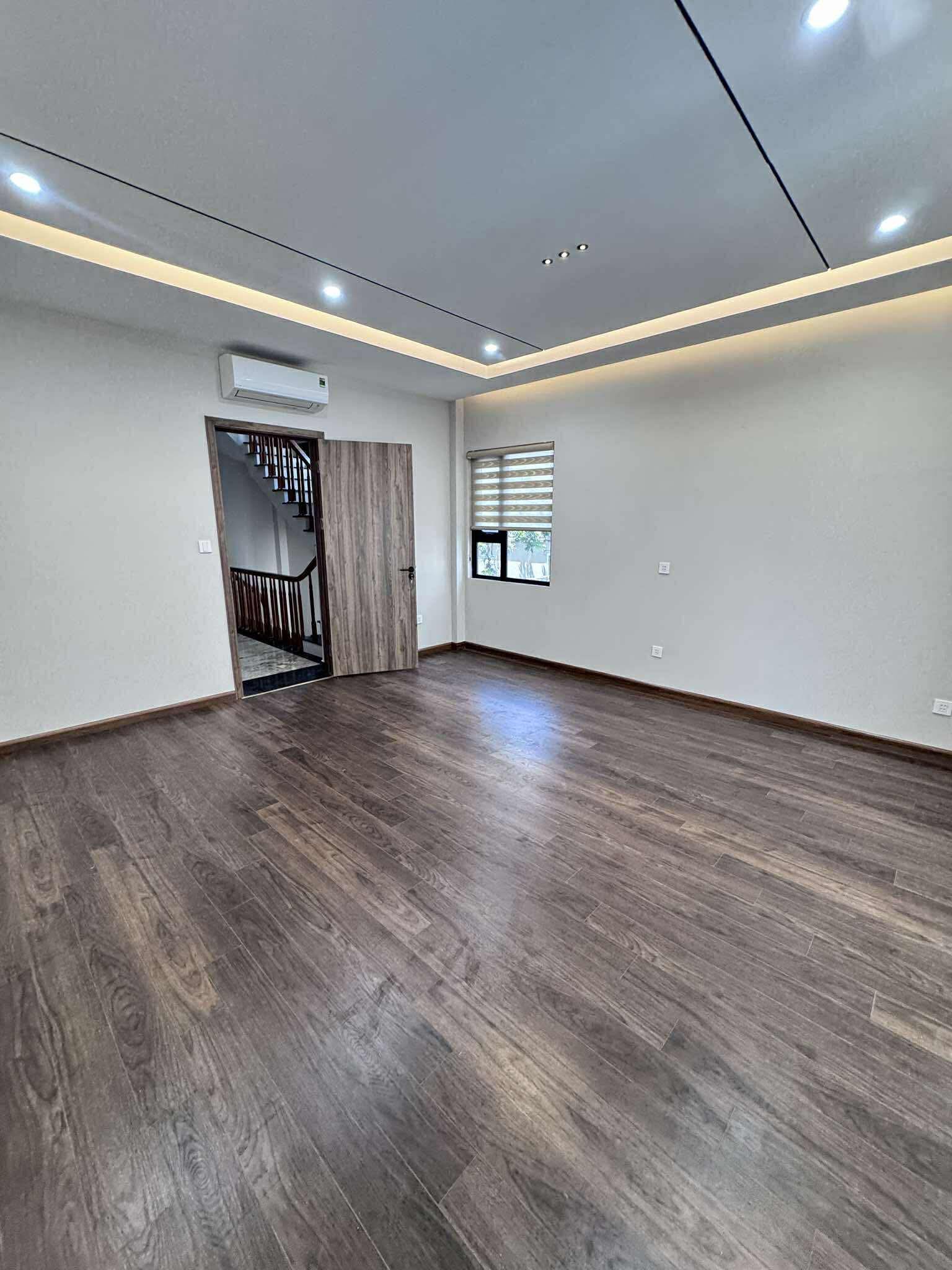 NHÀ MỚI VŨ XUÂN THIỀU! LÔ GÓC 6 TẦNG-THANG MÁY-XUNG QUANH TRUNG TÂM TIỆN ÍCH GIÁ HƠN 10 TỶ - Ảnh chính