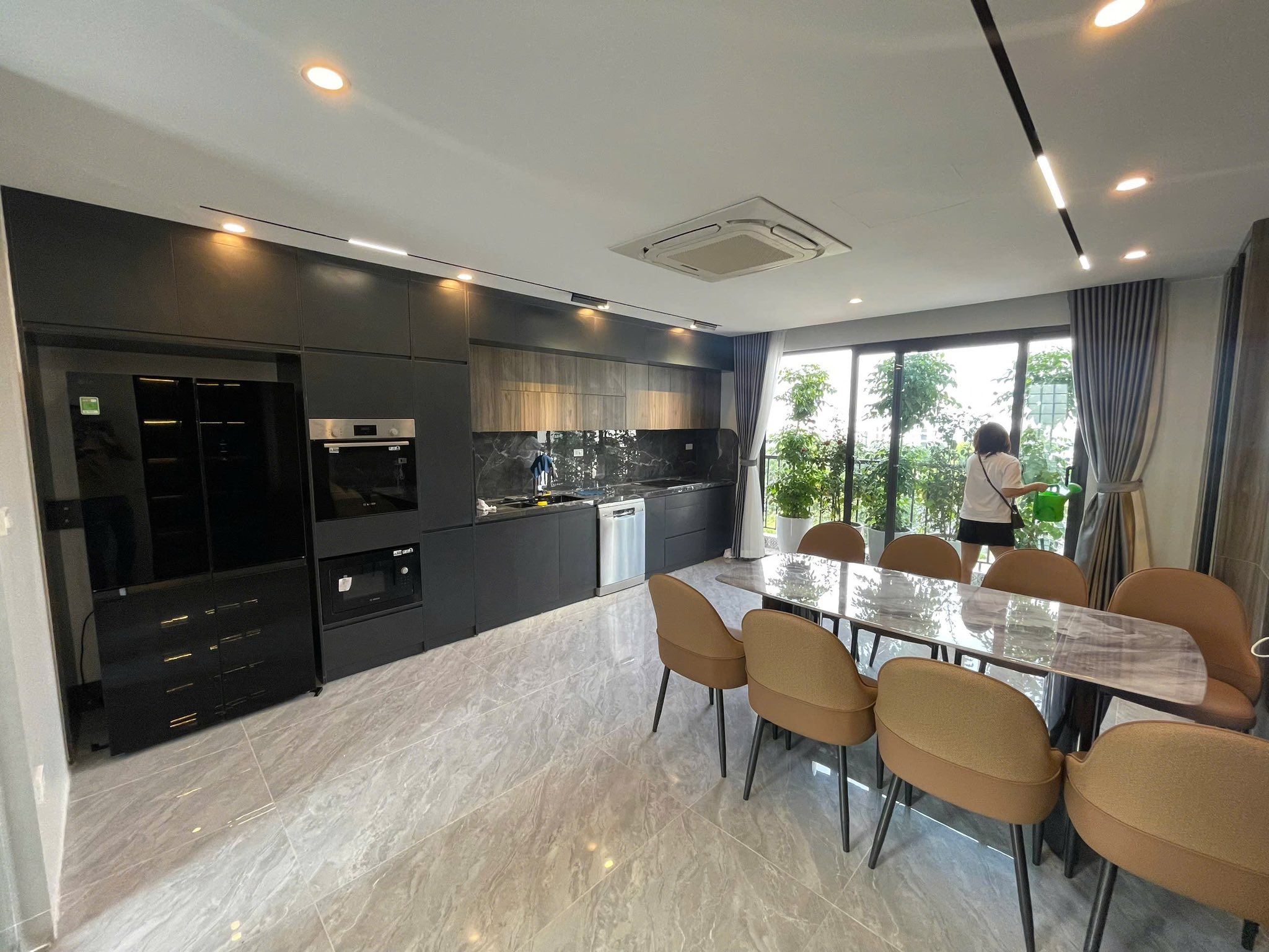 CỰC HIẾM NHÀ PHÂN LÔ – PHÙNG CHÍ KIÊN - 45M2 - 6 TẦNG - THANG MÁY – FULL NỘI THẤT - CHỈ CHỈ 12 TỶ - Ảnh 2