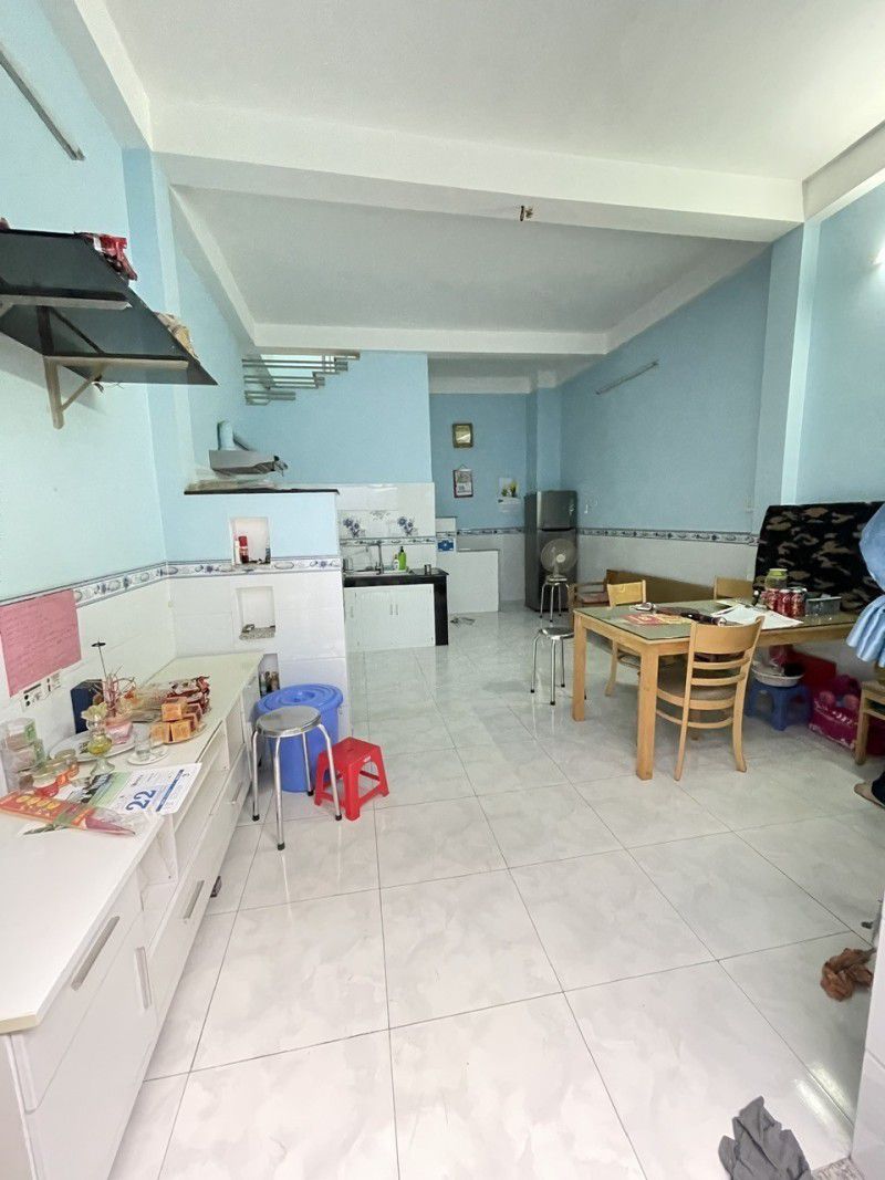 NHÀ MỚI QUẬN 7 VÀO Ở NGAY, CÁCH HẺM OTO MẤY BƯỚC CHÂN - 2 TẦNG - 2 PN - SỔ HỒNG RIÊNG - GIẢ CHỈ 3.9 - Ảnh 1