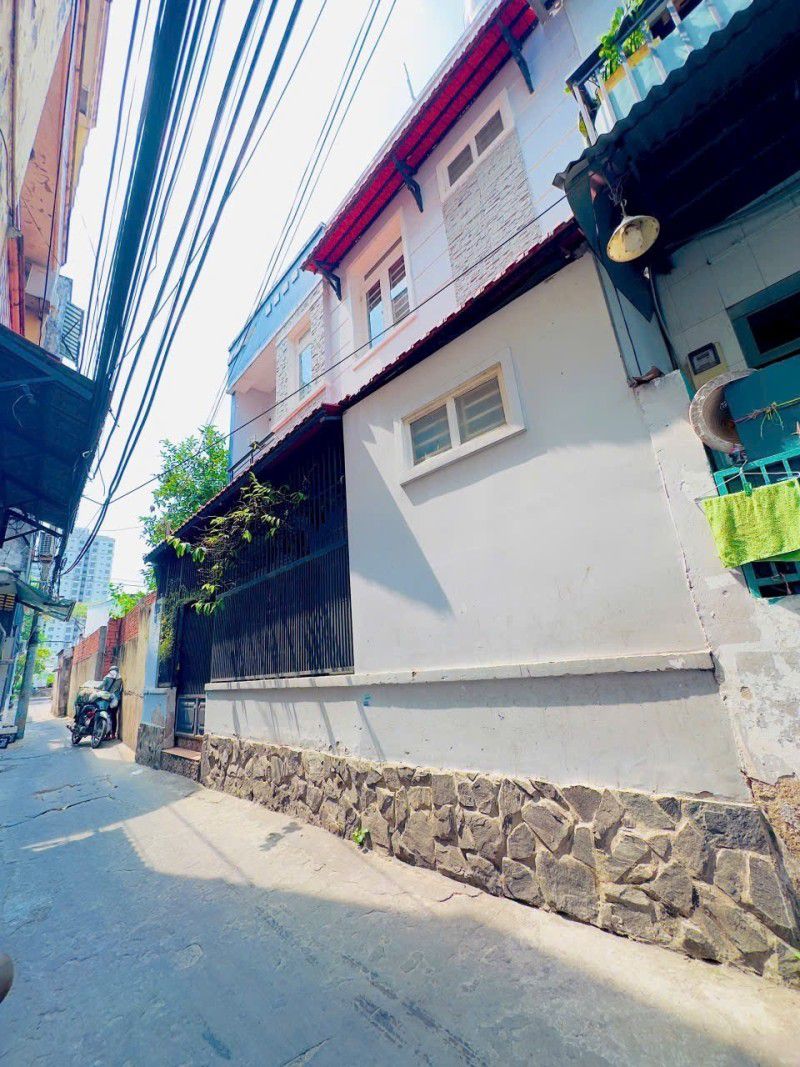 LƯU HỮU PHƯỚC - QUẬN 8 - NHÀ CHỈ NHỈNH 3 TỶ - MỚI 2 TẦNG - HẾM CÓ TRONG KHU VỰC TRONG TẦM GIÁ NHỎ - Ảnh chính
