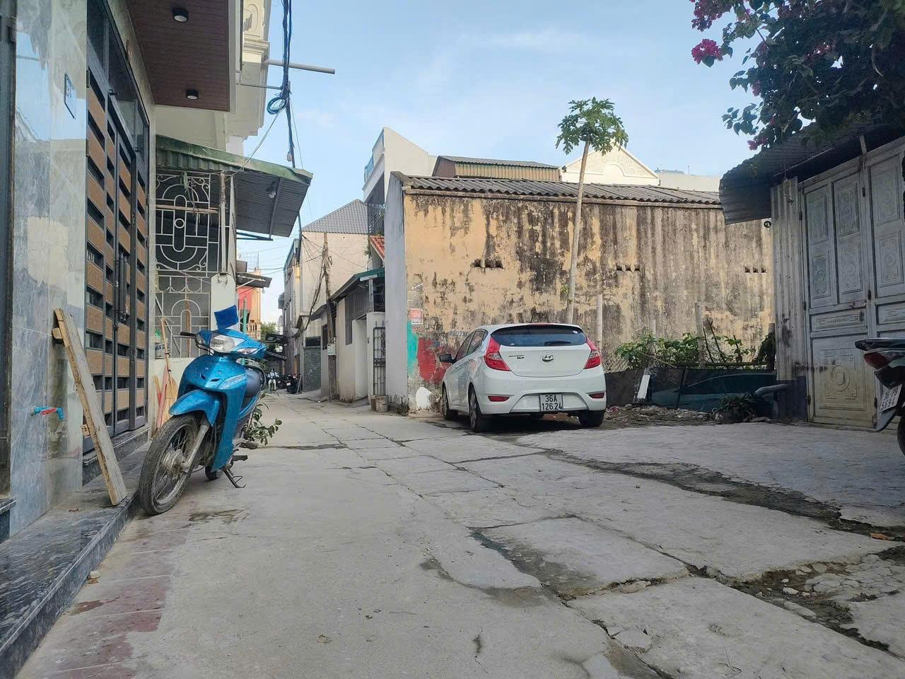 SỠ HỮU NGAY NHÀ ĐẸP - GIÁ TỐT - Vị Trí Đắc Địa Tại TRUNG TÂM – GẦN THPT CHUYÊN LAM SƠN, THANH HOÁ - Ảnh chính