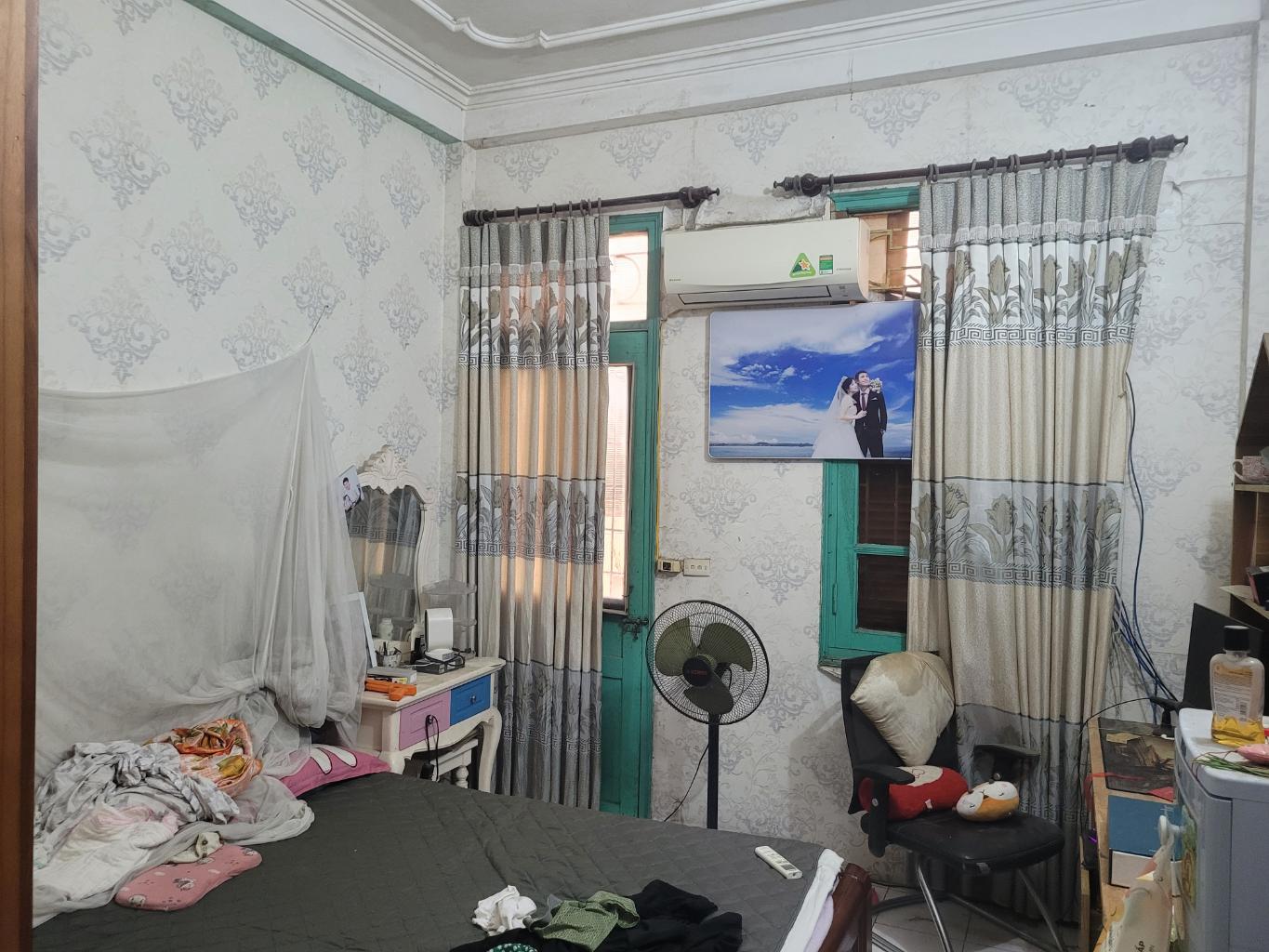 Lê Trọng Tấn , 1 mặt hồ, 1 mặt ngõ, giữa phố, giá trị cốt lõi cuộc sống - Ảnh 1
