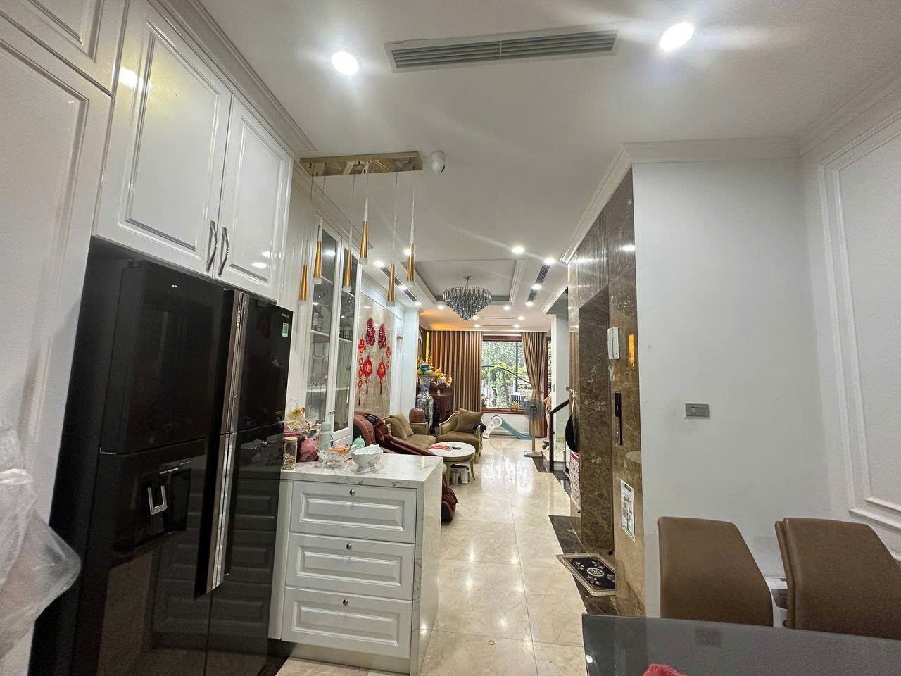 Giảm sốc 2 tỷ! Bán Nhà Liền Kề Hạ Đình, Thanh Xuân 110m, 6T, TM, có hầm, Ô tô, KDVP, ở sướng, Giá - Ảnh 2