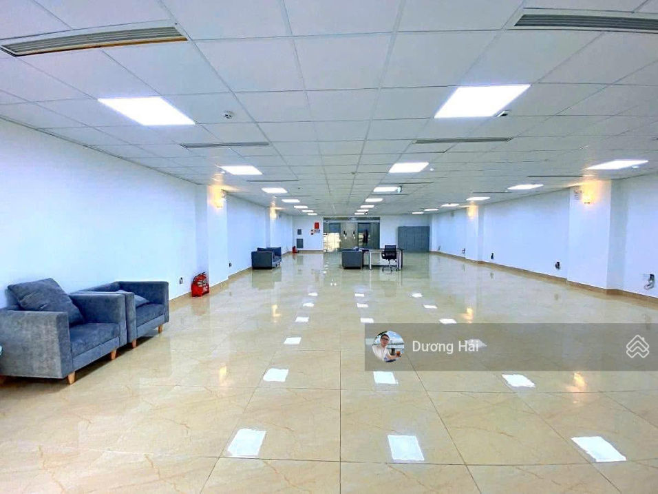 Bán tòa nhà Văn Phòng Mặt Phố Hoàng Cầu Đống Đa - 240m 9 Tầng - View Hồ Dòng Tiền 3 tỷ/năm - Ảnh 2