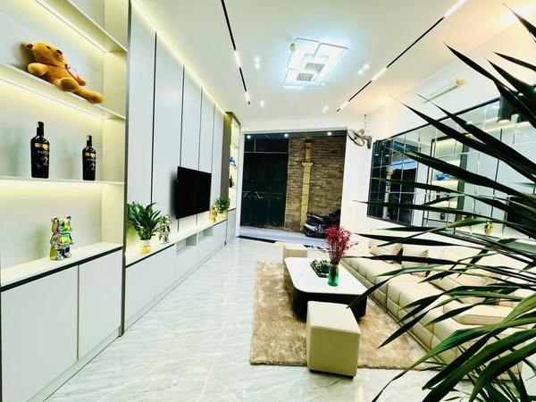 TẬP THỂ NGUYỄN CHÍ THANH, ĐỐNG ĐA, HÀ NỘI - AN SINH ĐỈNH GIÁ 3.25 TỶ - Ảnh chính