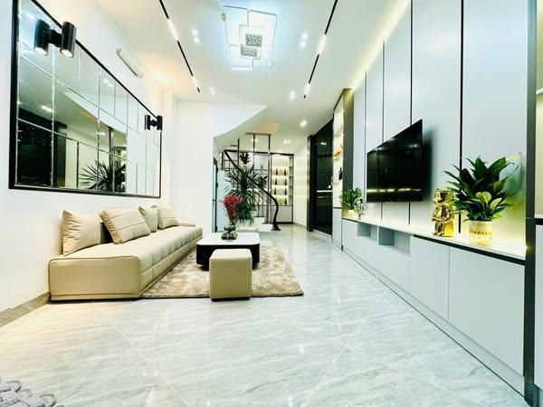 TẬP THỂ NGUYỄN CHÍ THANH, ĐỐNG ĐA, HÀ NỘI - AN SINH ĐỈNH GIÁ 3.25 TỶ - Ảnh 2