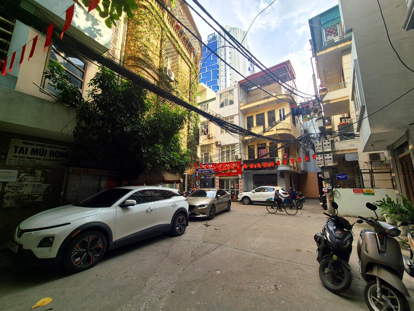 Bán nhà phố Hồ Văn Chương, Đống Đa, sát ô tô tránh, gần hồ, mặt tiền hơn 6m, 36m, 8.85 tỷ. - Ảnh 4