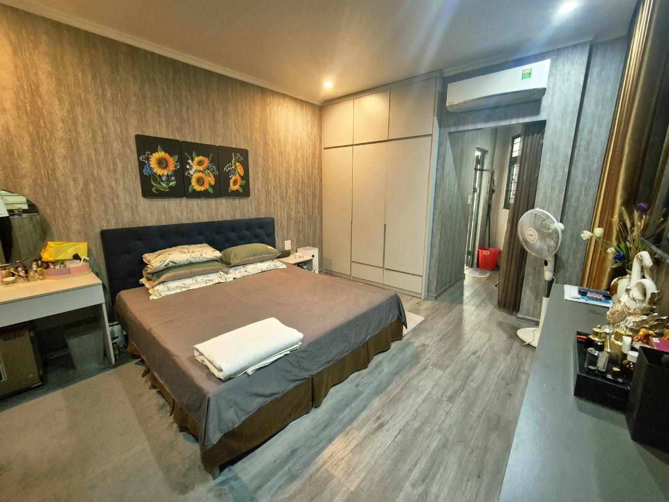 Bán nhà phố Hồ Văn Chương, Đống Đa, sát ô tô tránh, gần hồ, mặt tiền hơn 6m, 36m, 8.85 tỷ. - Ảnh 2
