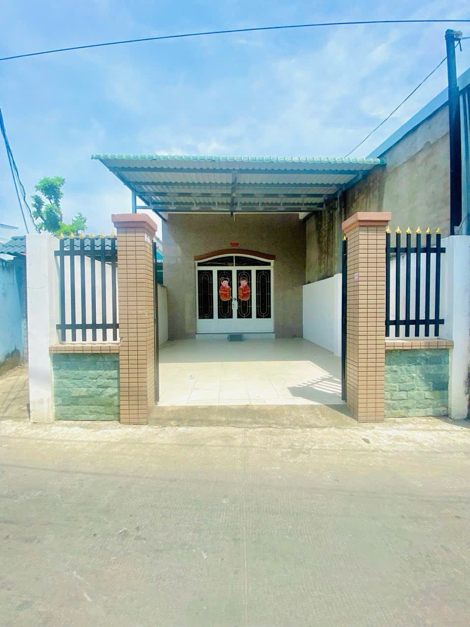 NHÀ ĐẸP- GIÁ TỐT CHÍNH CHỦ BÁN NHÀ (TÌM NGƯỜI MUA THIỆN CHÍ) tại huyện Cần Giuộc , tỉnh Long An - Ảnh 1