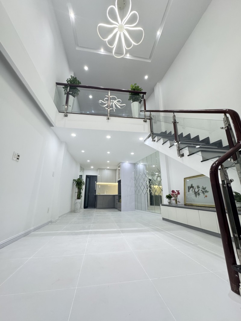 NHÀ 4 TẦNG GẦN NGUYỄN THỊ ĐỊNH QUẬN 2 - CHỈ NHỈNH 5 TỶ - Ảnh chính