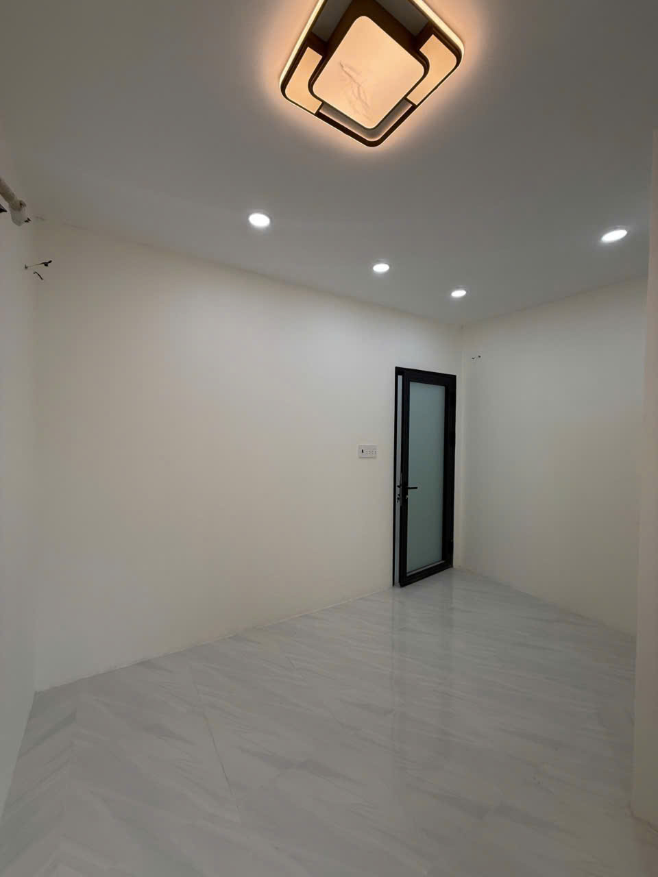 Bán nhà đường số 10 BHH gần chợ 26/3 hẻm xe hơi 68m2,2 Tầng Nhỉnh 4 tỷ - Ảnh 2
