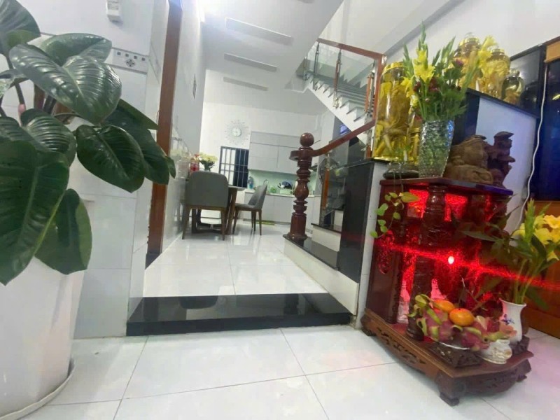 Bán nhà ĐẸP 2 Tầng Trung Tâm Dĩ An,đường ô tô,gần Bcons Garden - Ảnh 2
