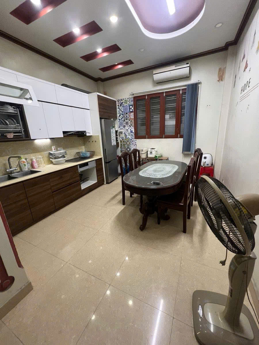 PL TRỊNH ĐÌNH CỬU Ô TÔ - NGÕ THÔNG KINH DOANH DT 47m2 5 tầng MT 3.8m Giá 14.8 tỷ - Ảnh 2