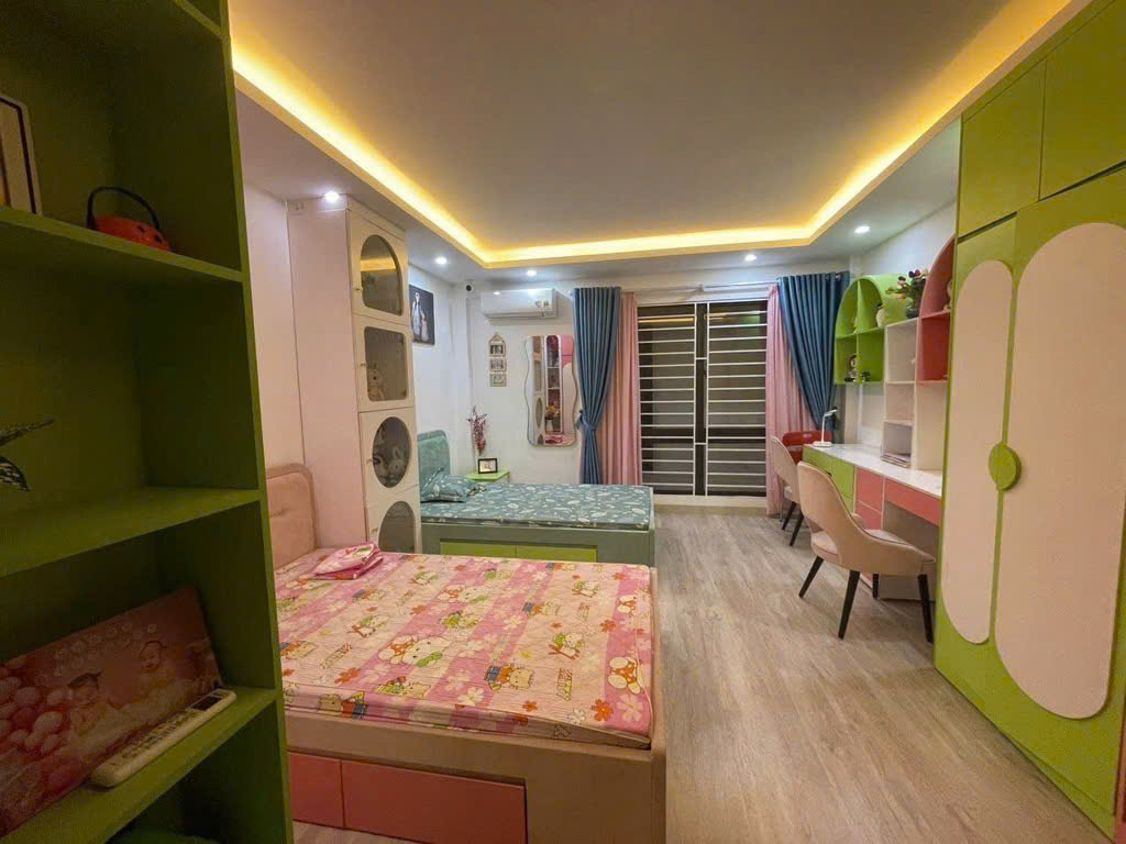 Bán nhà TT Văn Điển - Ngọc Hồi, nhà 5 tầng,full công năng,nội thất,ô tô đỗ cổng chỉ 5đ - Ảnh 4