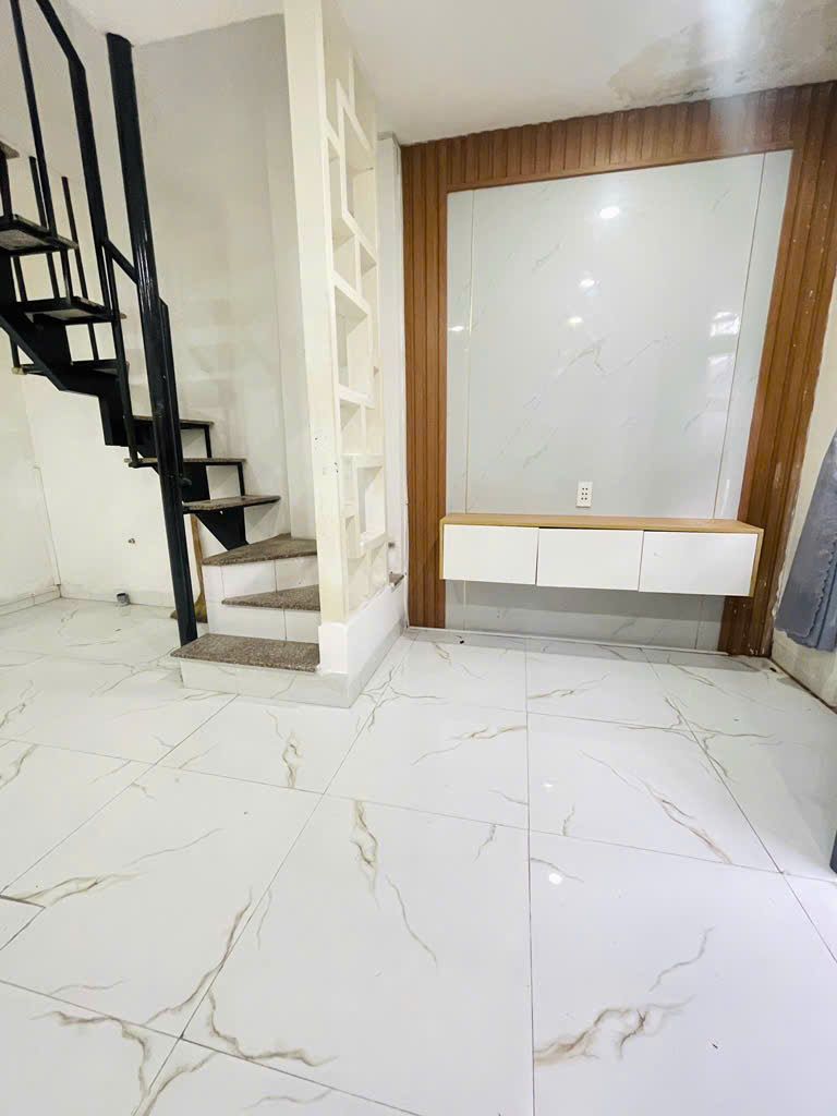 Nhà Đẹp Giá Nhỉnh 2 Tỷ - Sổ Hồng Riêng - Ngay TCH Trung Tâm Quận 12 - Ảnh 3