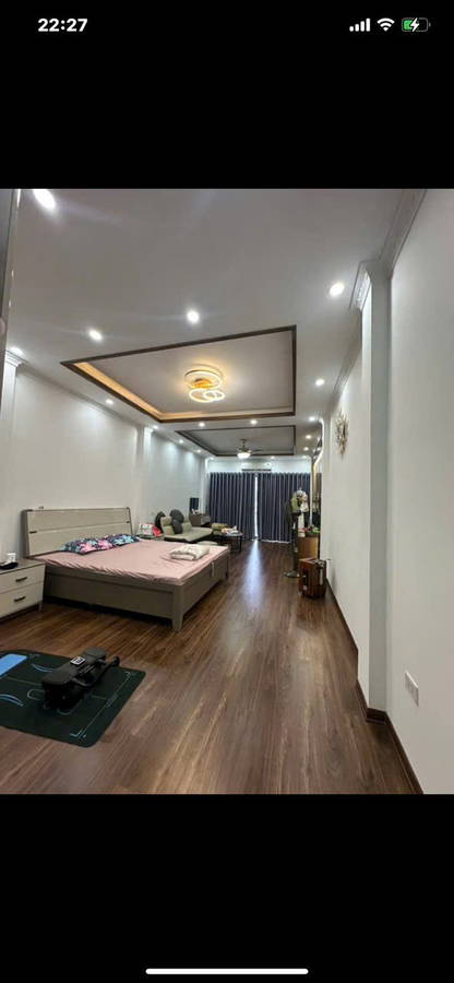 Bán Nhà Lĩnh Nam. Hoàng Mai. 7 Tầng Thang Máy. Ô Tô. DT 70m2. MT 4,1m. Giá 15,9 Tỷ. - Ảnh chính