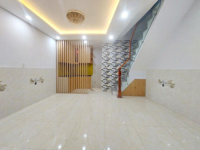 TÂN PHÚ - HẺM BA GÁC - NHÀ CỰC ĐẸP Ở NGAY MÀ CHỈ 2.35 TỶ - 2 TẦNG. - Ảnh 1