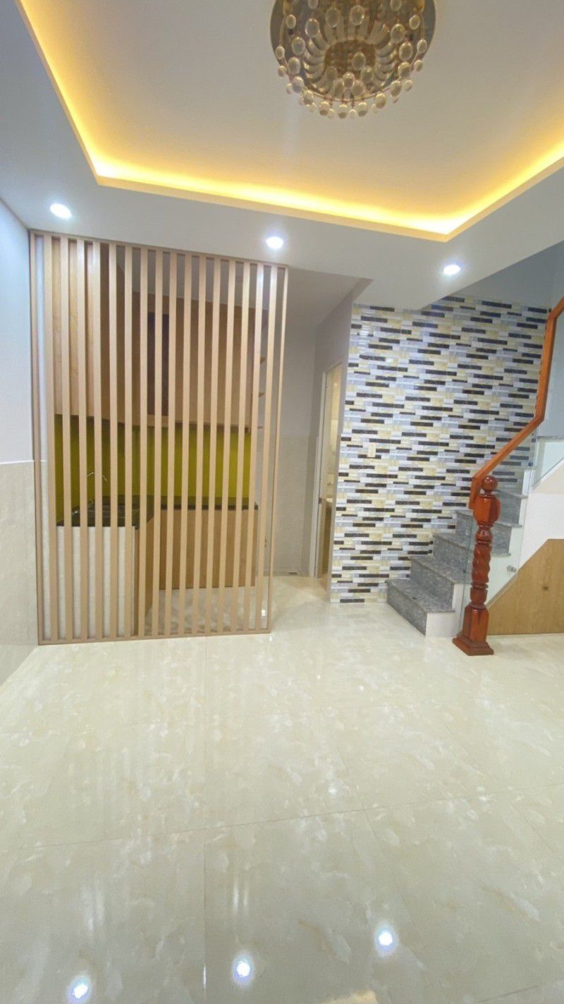 TÂN PHÚ - HẺM BA GÁC - NHÀ CỰC ĐẸP Ở NGAY MÀ CHỈ 2.35 TỶ - 2 TẦNG. - Ảnh chính